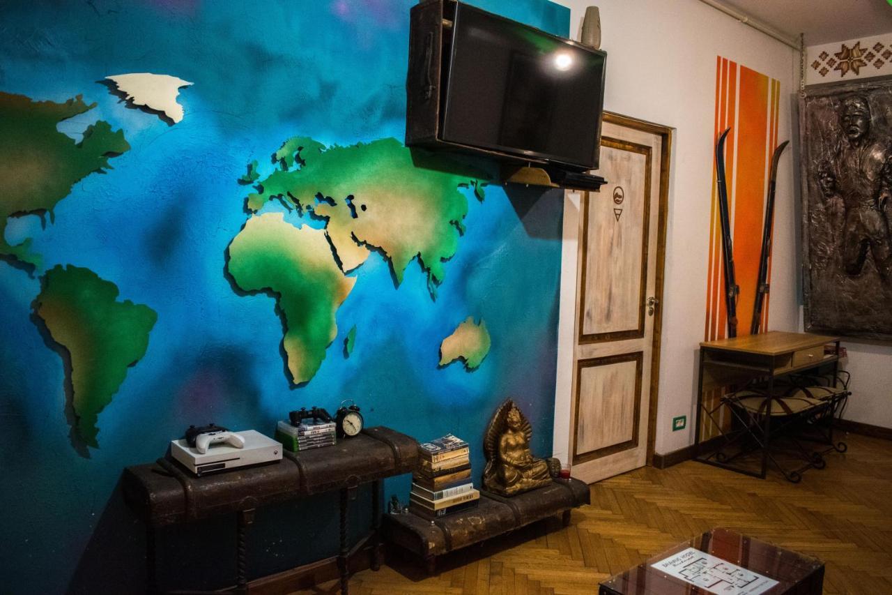 Hostel Bauhaus Bucarest Extérieur photo