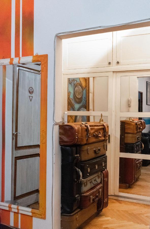 Hostel Bauhaus Bucarest Extérieur photo