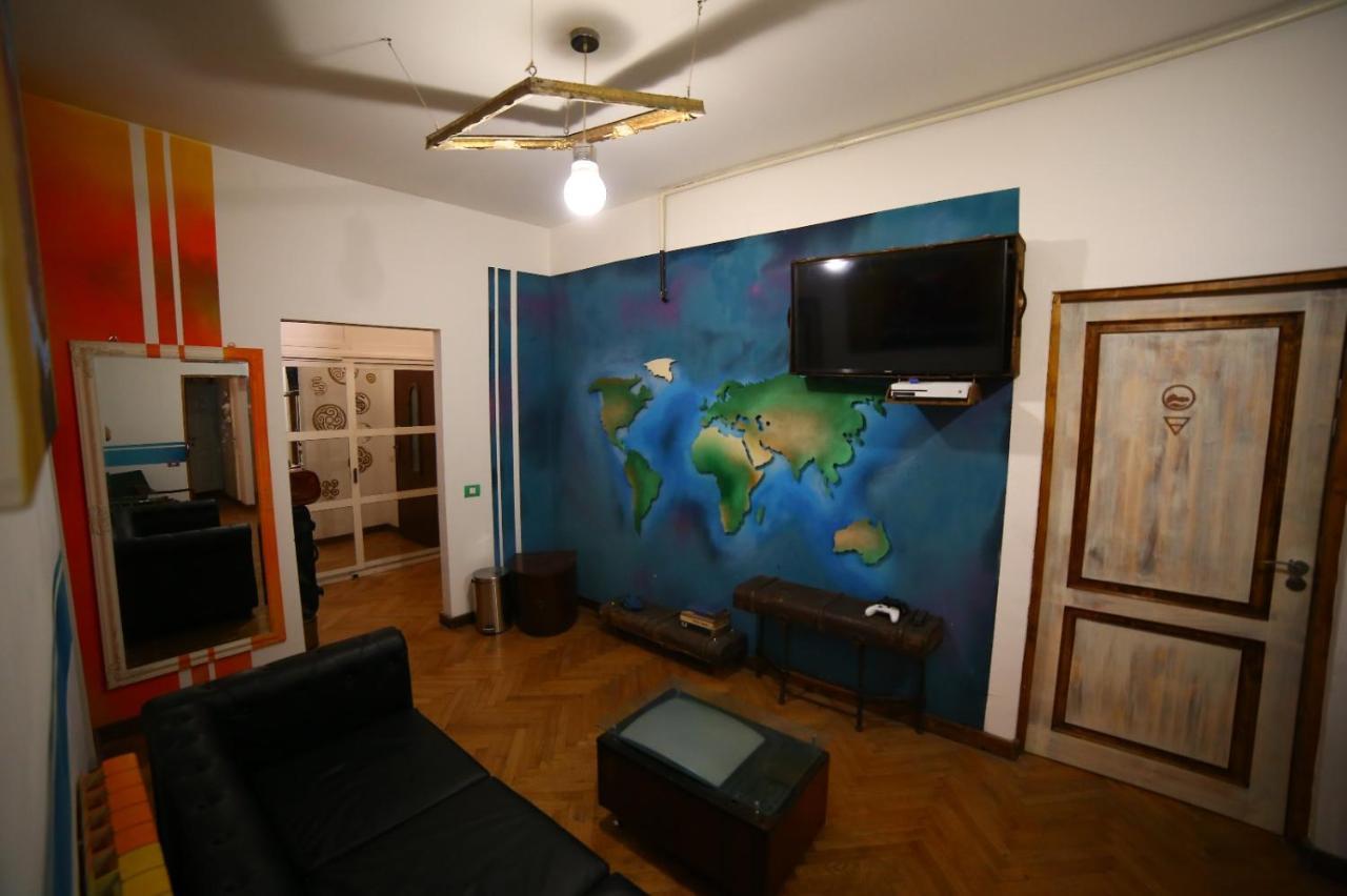 Hostel Bauhaus Bucarest Extérieur photo